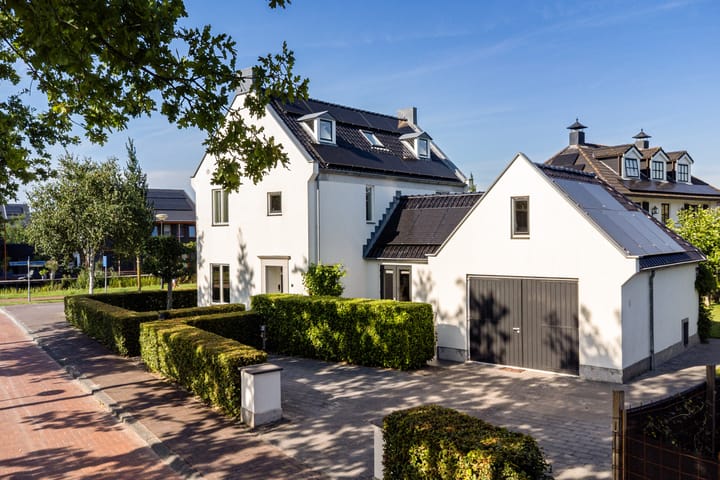 Heveringseweg 3 in Oostvoorne foto