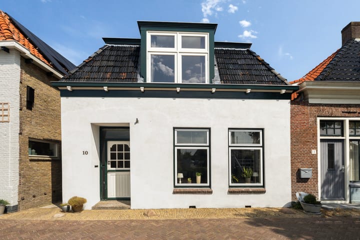 Hilleburen 10 in Wergea foto