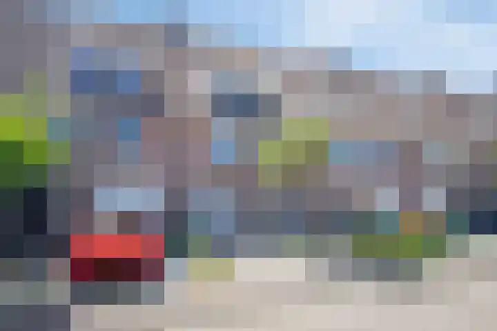 Hinder 20 Brielle thumbnail 42