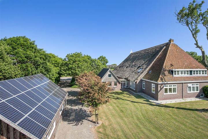 Hitzumerweg 1 in Achlum foto