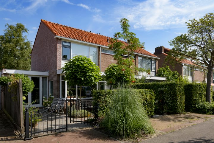 Hoefcamplaan 2 in Heiloo foto
