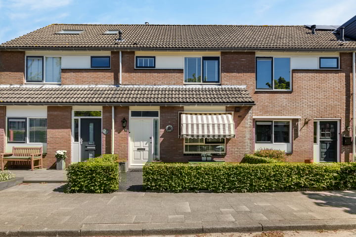 Hoefsmid 24 in Oud-Beijerland