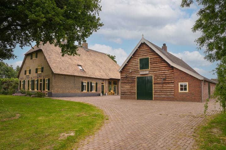 Hoefweg 18 in Andel foto