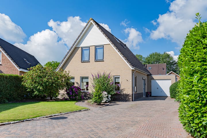 Hoekergoorn 8 in Erm foto