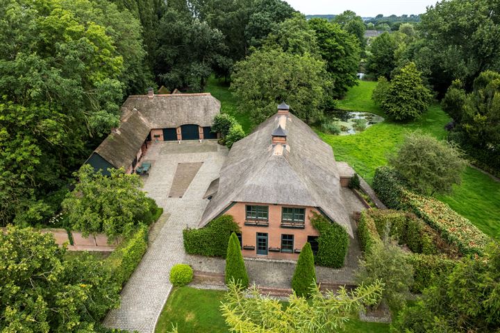 Hoekje 2 in Almkerk foto