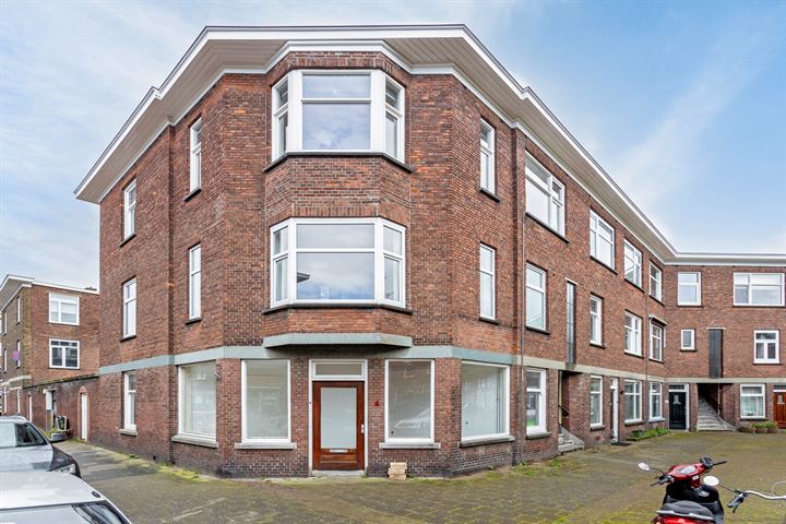 Hoenderloostraat 4 in 's-Gravenhage foto