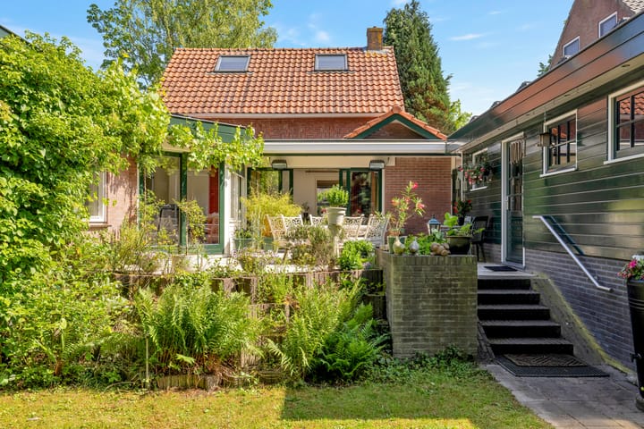 Hoenderloseweg 36 in Ugchelen foto