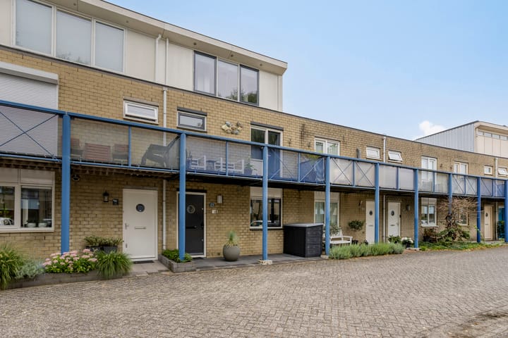 Hof der Herinnering 23 in Amersfoort foto