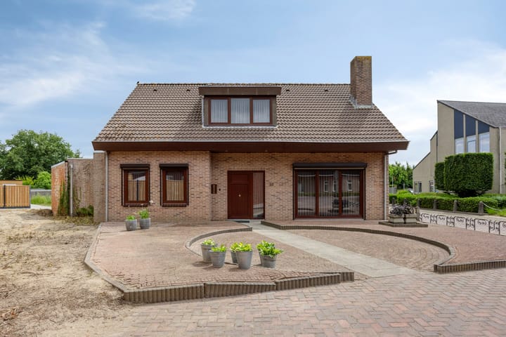 Hof te Zandeplein 20 in Kloosterzande foto