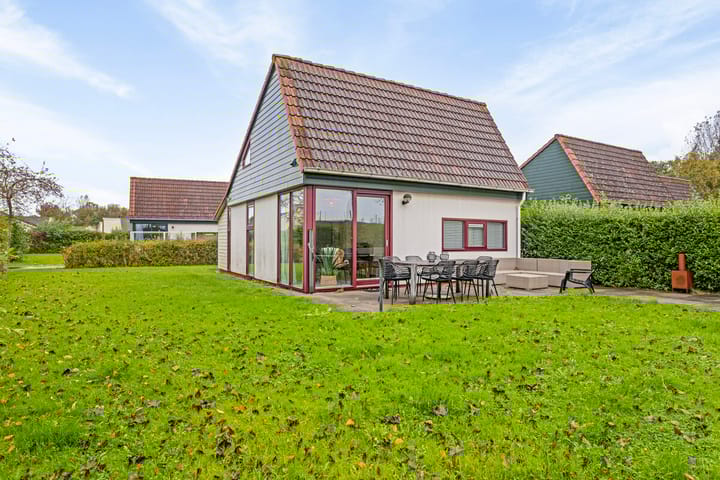 Hof van Zeeland 89 in Heinkenszand foto