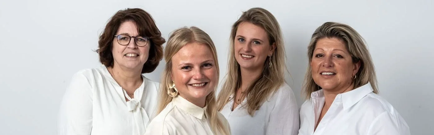 Team foto van Hofstede Makelaardij Bommelerwaard