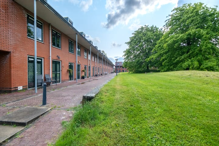 Hoge Borgh 80 in Leek foto