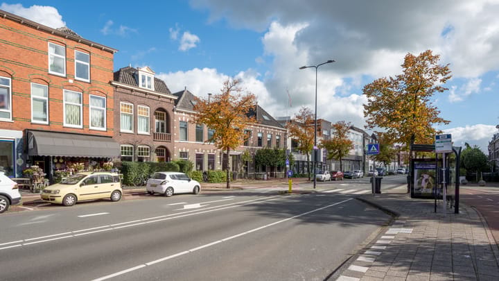Hoge Rijndijk 76A in Leiden foto