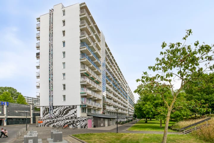 Hogevecht 146 in Amsterdam foto