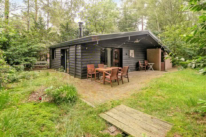 Hogeveldsweg 26-322 in Giethmen foto