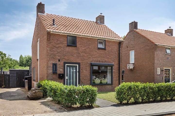 Hogeweg 65 in Ulft foto