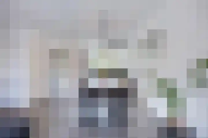 Honingbes 42 Borne thumbnail 13