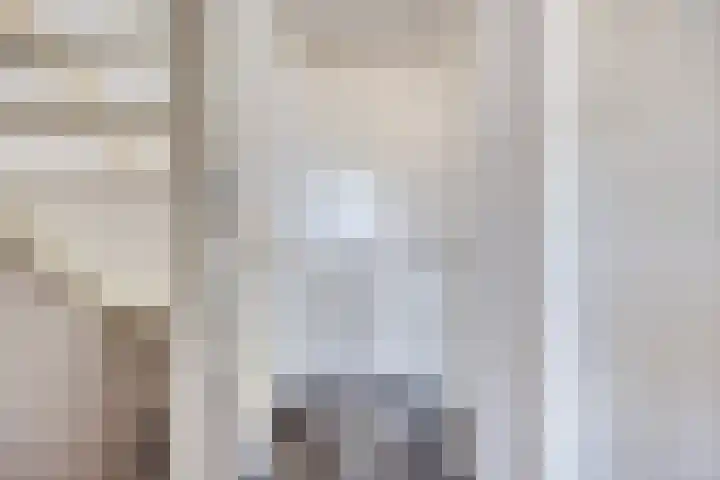 Honingbes 42 Borne thumbnail 18