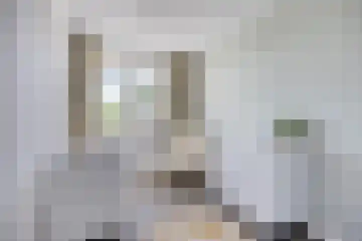 Honingbes 42 Borne thumbnail 25