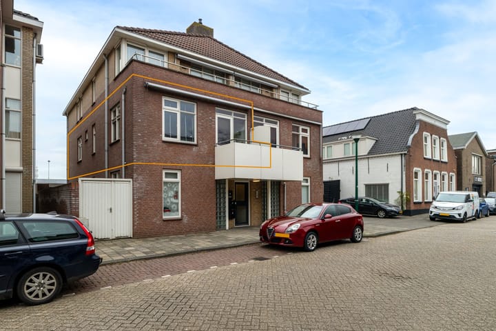 Hoofdstraat 131D in Kaatsheuvel foto