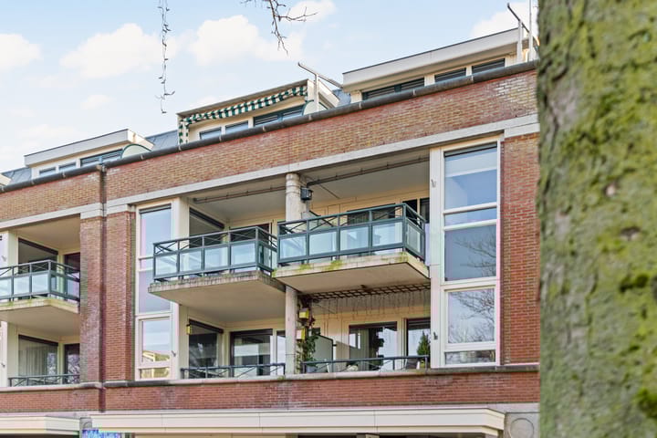 Hoofdstraat 250a in Sassenheim