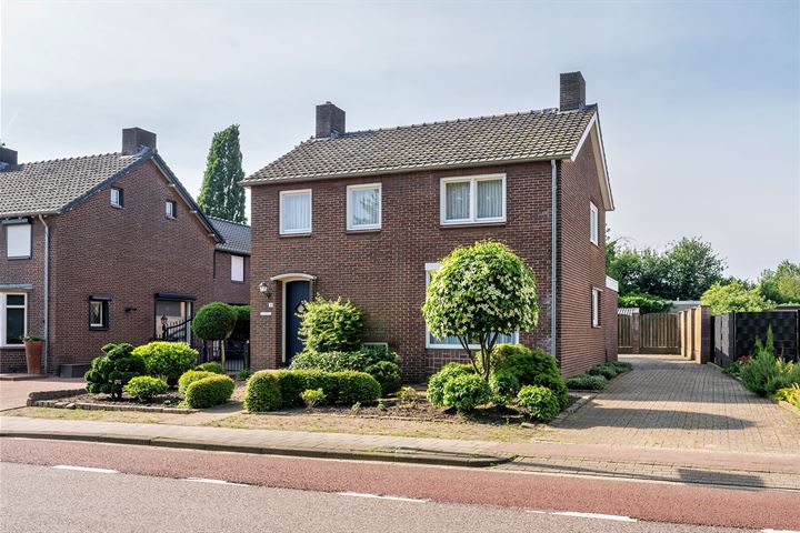 Hoofdstraat 4 in Meerlo foto
