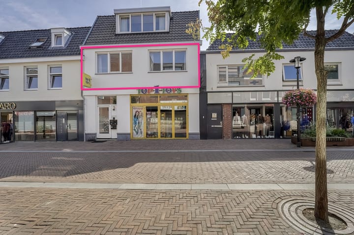 Hoofdstraat 69A in Hillegom foto
