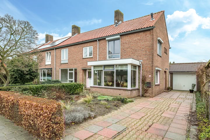 Hoofdstraat 76 in Zetten foto