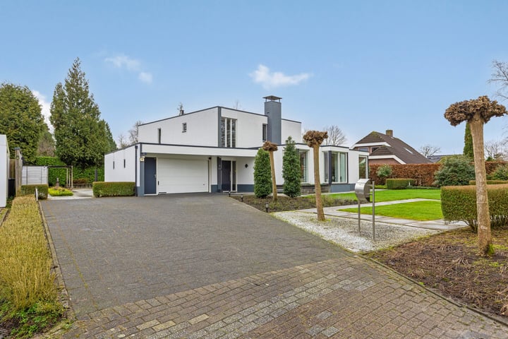 Hoofdstraat 88 in Midwolde foto
