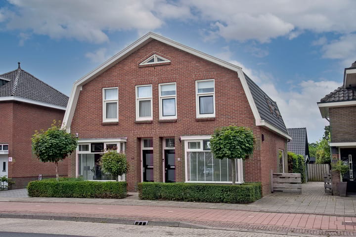 Hoofdstraat 99 in Zenderen foto