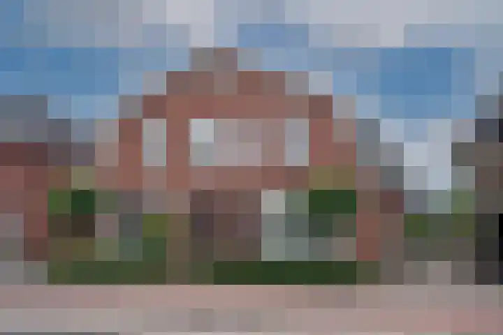 Hoofdstraat 99 en Zenderen