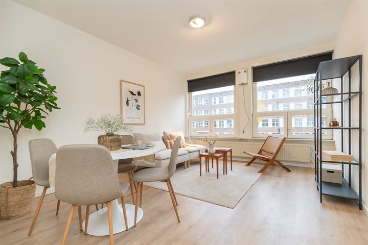 Hoofdweg 158-1 in Amsterdam foto