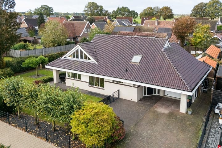 Hoofdweg 159 in Westerhaar-Vriezenveensewijk foto