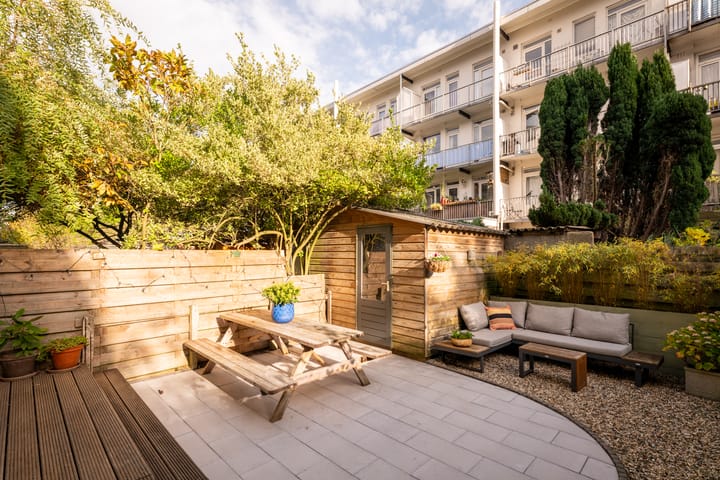 Hoofdweg 328-H in Amsterdam foto