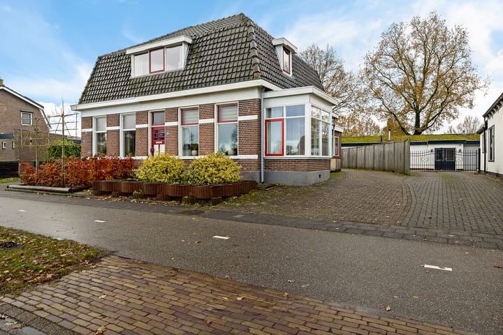 Hoofdweg 76 in De Krim foto