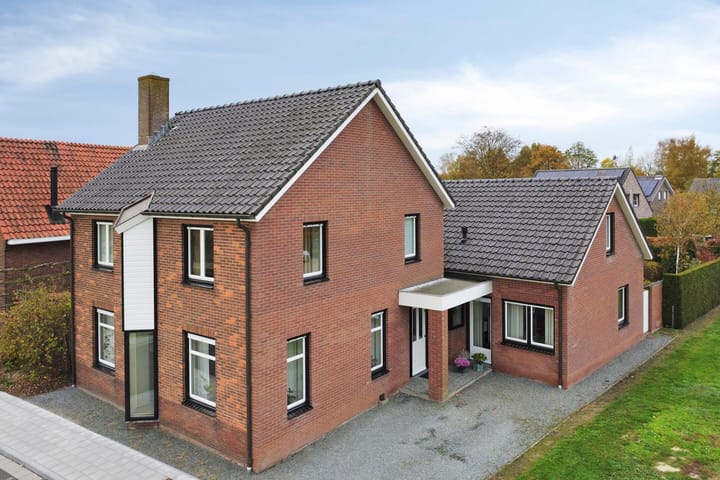 Hoofdweg Zuid 34 in Zuiddorpe foto