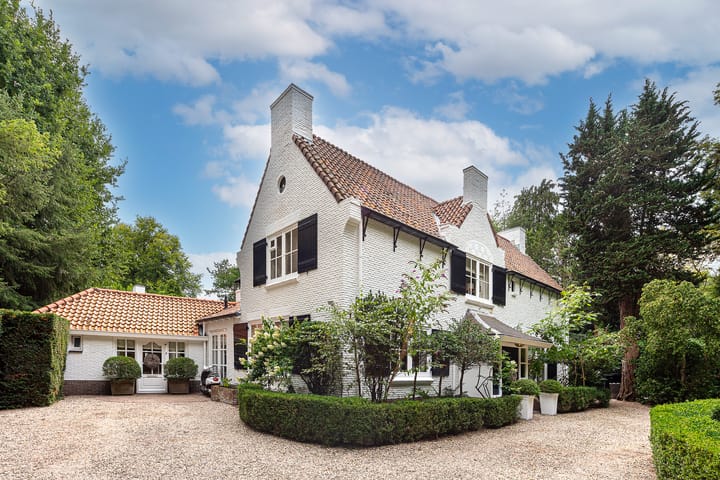 Hoog Hoefloo 27 in Laren foto