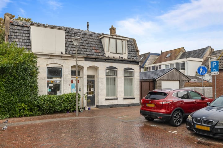 Hoogdwarsstraat 3 in Den Helder foto