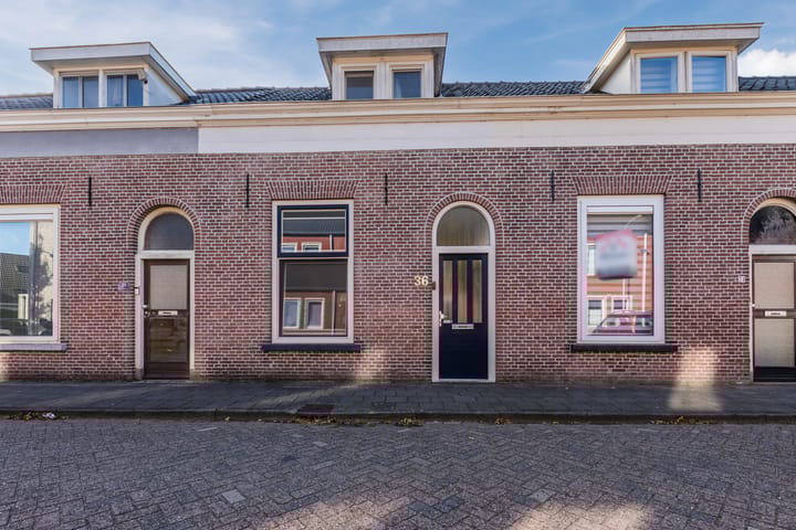 Hoogendijkstraat 36 in Tiel foto