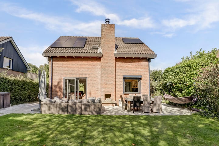 Hoogerwerfsweg "De elf Boompjes" 59 in Bruinisse foto