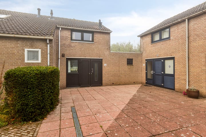 Hoogerwerfsweg "De Tong" 106 in Bruinisse foto