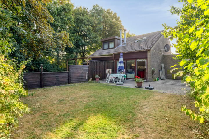 Hoogerwerfsweg "De Tong" 136 in Bruinisse foto