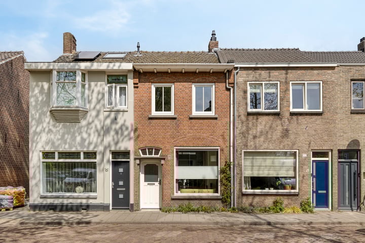 Hoogvensestraat 159 in Tilburg foto