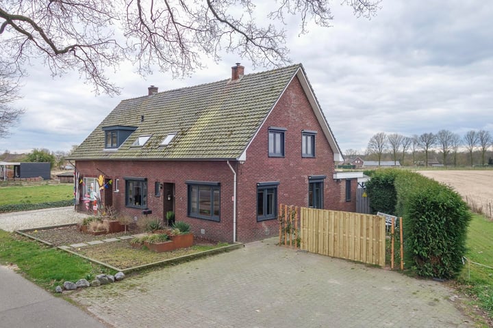 Horsterweg 28 in Castenray foto