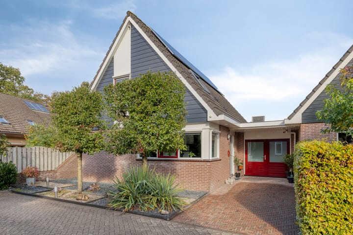 Hovenierslaan 8 in Scherpenzeel foto