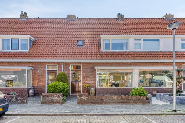 Hugo de Grootstraat 17 in Den Helder