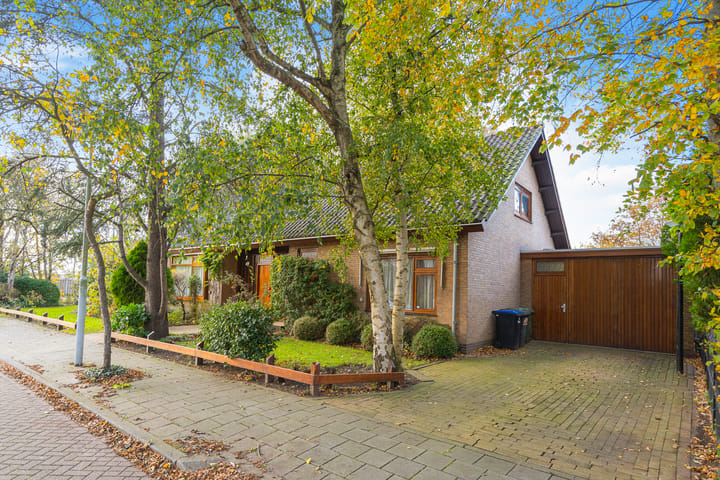 Hugo de Grootstraat 4 in Krommenie foto