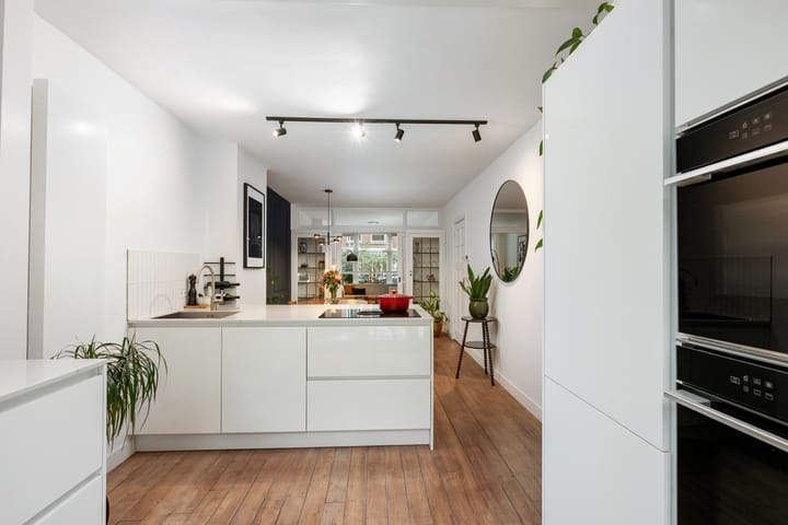 Hugo Molenaarstraat 25A in Rotterdam