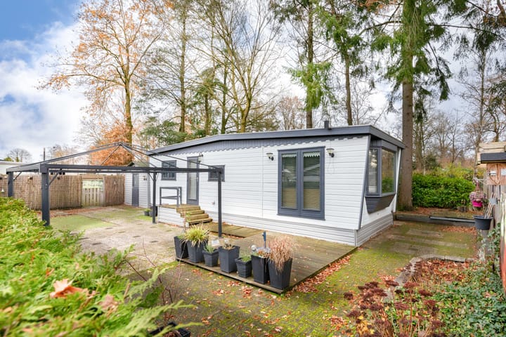 Huinerenkweg 5-26 in Putten foto