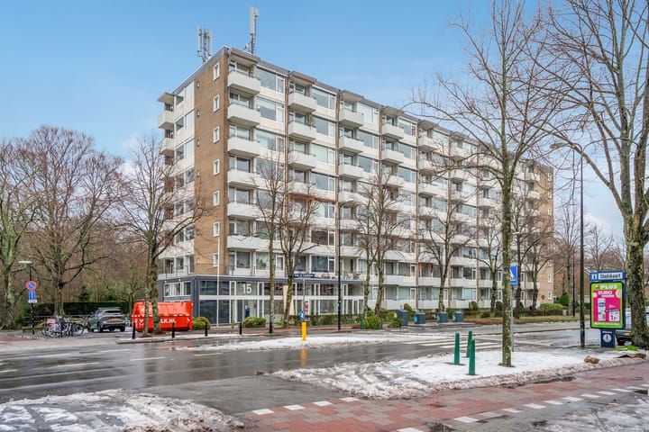 Huis te Landelaan 15-F614 in Rijswijk foto